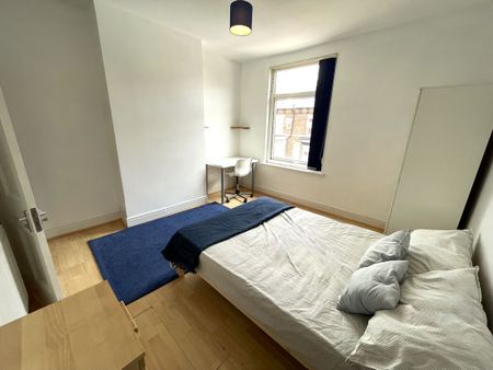 4 bedroom house share to rent - Photo 2