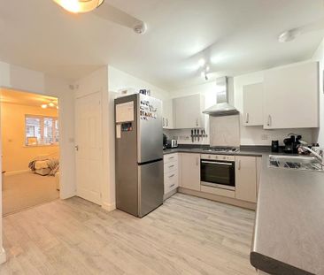 2 bedroom terraced house to rent - Photo 5