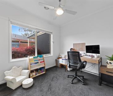 57 Balmoral Way, Pakenham VIC 3810 - House For Rent | Domain - Photo 5