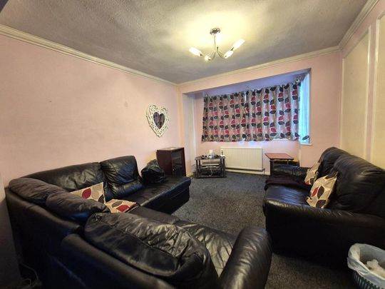 3 bedroom terraced house to rent - Photo 1