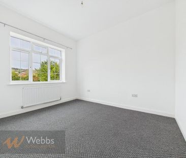 4 bedroom semi-detached house to rent - Photo 2