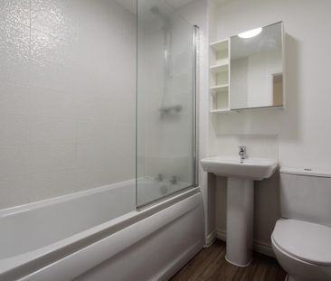 2 bedroom terraced house to rent - Photo 6