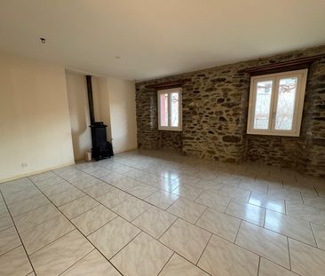 Bel appartement de 2.5 pièces avec cachet - Photo 1