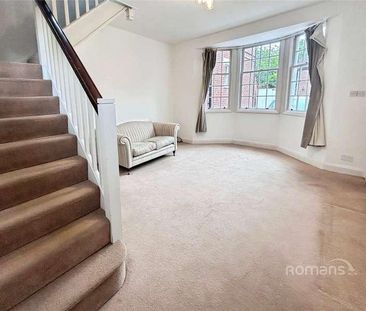 The Coach House, St. Peters Avenue, Caversham, Reading, Berkshire, RG4 - Photo 2