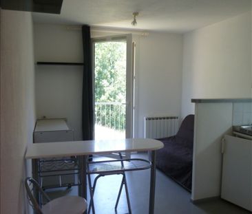 Location Appartement 1 pièce 17m² JACOB BELLECOMBETTE 73000 - Photo 2