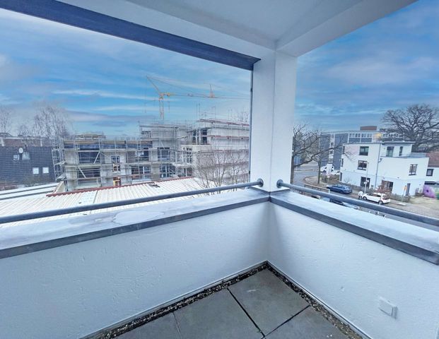 Hastedt / Helle Dachgeschosswohnung mit Loggia - Photo 1