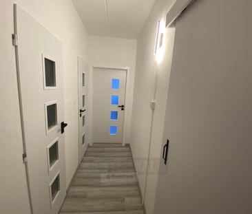 Pronájem bytu 2+kk 46 m2 - Fotografie 2