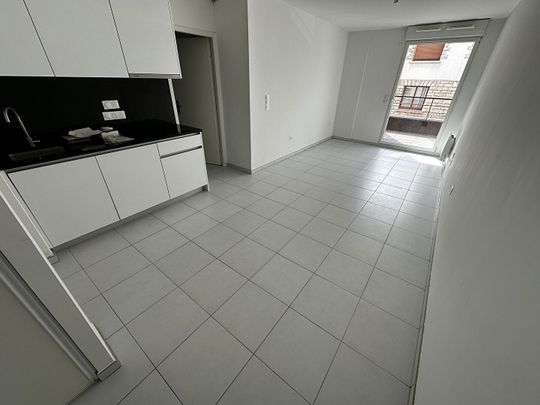 Location Appartement 1 pièce 28m² - Photo 1
