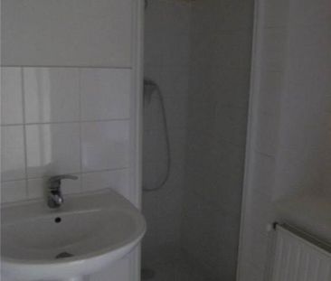 A LOUER APPARTEMENT DE TYPE 3 DUPLEX A DOLE (39100) - Photo 2