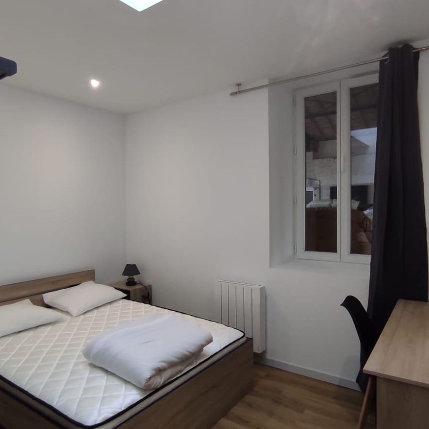 Location Appartement 4 pièces 65m² COGNAC 16100 - Photo 1
