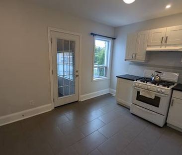 3bdrm apt, utilities incl. St Clair/ Dufferin, $2940. Available Now - Photo 2