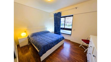 Estoril - Junto à praia. Amplo T1 mobilado, equipado e estacionamento. - Photo 3