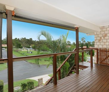 Split Level Family Home close to Trinity College - Photo 3