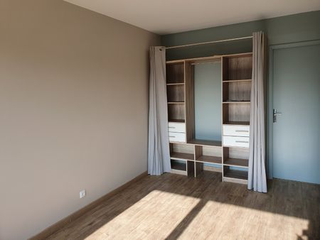 Location Appartement 2 pièces 51m² VALENCIENNES 59300 - Photo 5