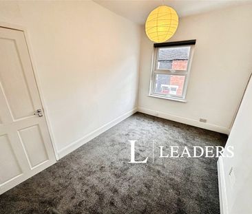 3 bedroom house to rent Wadham Street, Stoke-on-Trent, Staffordshir... - Photo 6