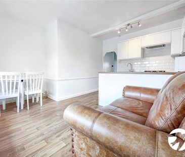 1 bedroom maisonette to rent - Photo 4