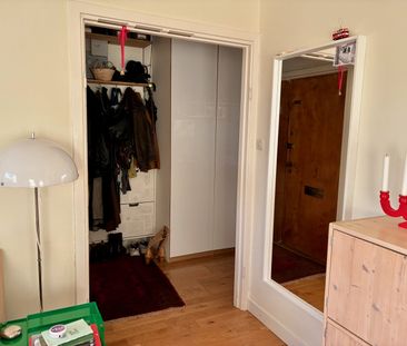 Valborgsmässovägen, Hägersten - Photo 1