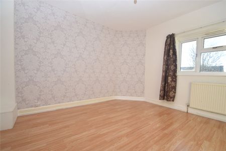 3 bed terraced house to rent in Scarborough Road, Filey, YO14 - Photo 3