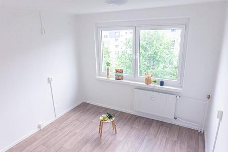 4-Raum-Wohnung mit Balkon nahe Vita-Center - Photo 4