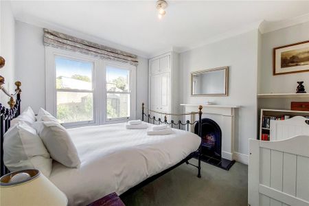5 bedroom terraced house to rent - Photo 4