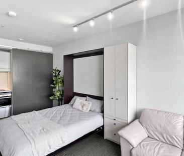 Welcome to apartment E2.06a in Revolucion Apartments. - Photo 1