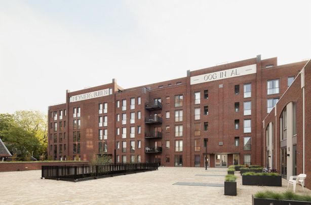 Stoer en industrieel wonen in Oog en Al, Utrecht - Photo 1