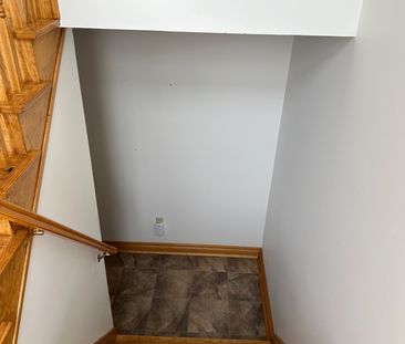 For Lease - 118 Antigua Road, Mississauga, Ontario - Photo 1