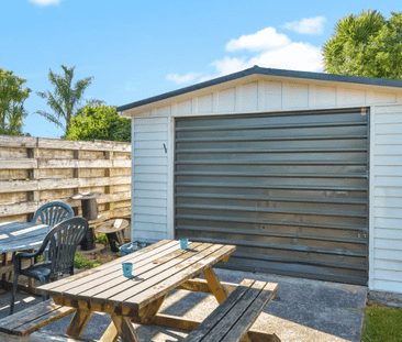 Spacious, Three Bedroom Family Home - Photo 5