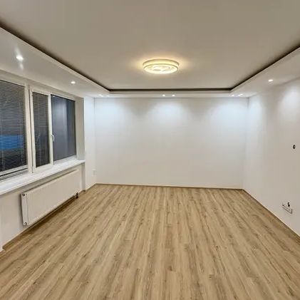 Pronájem zrekonstruovaného zděného bytu 3+kk v Humpolci - Фото 1