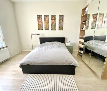 Mooie kamer met uitzicht op de tuin - Foto 2
