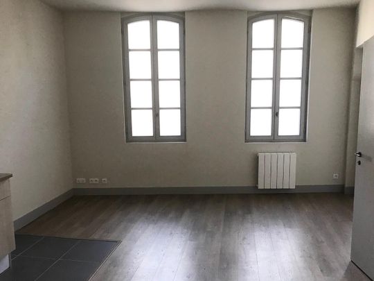 location Appartement T2 DE 42.5m² À AVIGNON - Photo 1