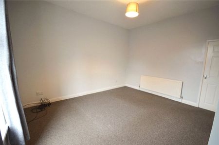 Gould Street, Denton, Manchester, M34 2AD - Photo 5