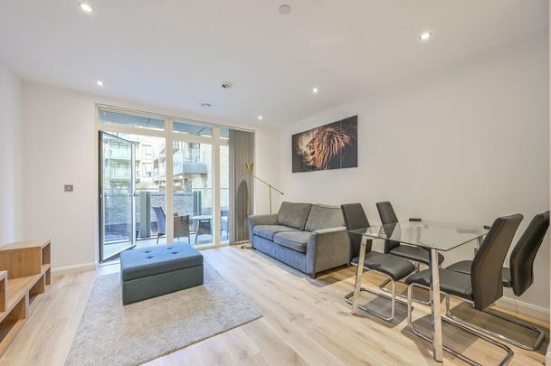 1 bedroom flat to rent - Photo 1