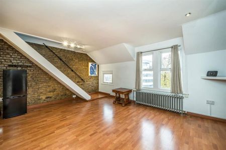 1 bedroom flat to rent - Photo 2