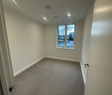 Room in a Shared Flat, Amour Court, NW10 - Photo 1