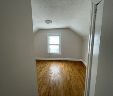 For Lease - 565 Fitch Street, Welland, Ontario - Photo 4