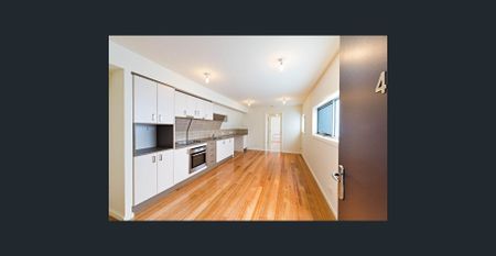 Ditch the car and walk! - Photo 3