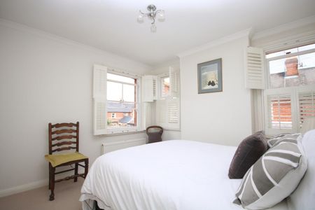 2 bedroom end of terrace house to rent - Photo 4