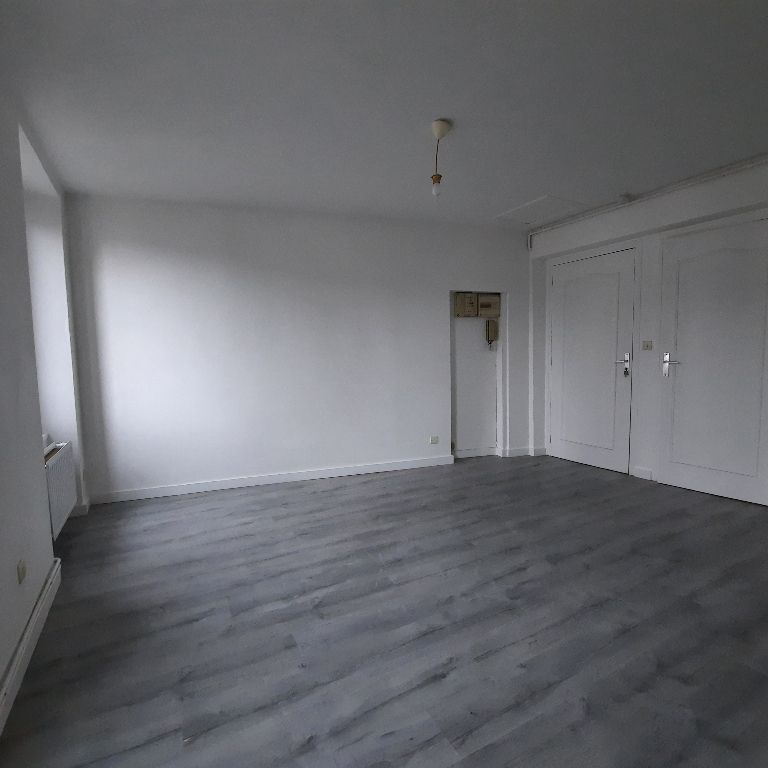 Appartement 2 pièces - CAEN - 32.91 m2 - Photo 1