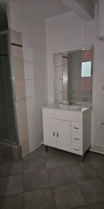 Location Appartement 2 pièces 3m² ROMANS SUR ISERE 26100 - Photo 3