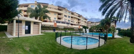 Alquiler de piso en Calle Lingüista Manuel Seco - Photo 3