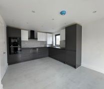 2 bed Apartment for Rent - Photo 5
