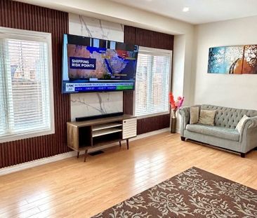 For Lease - 41 Crumlin Crescent, Brampton, Ontario - Photo 5