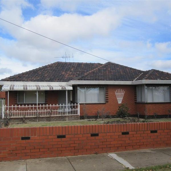 68 Station Street, Sunbury, VIC 3429 - Photo 1