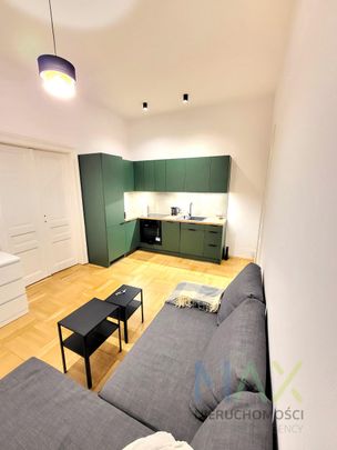 Wyremontowane mieszkanie przy ul. Łobzowskiej , kilka minut spacerem od Rynku - Zdjęcie 1