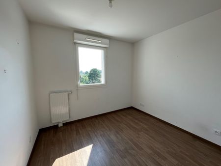 Location Appartement 3 pièces 59m² ST SEBASTIEN SUR LOIRE 44230 - Photo 3