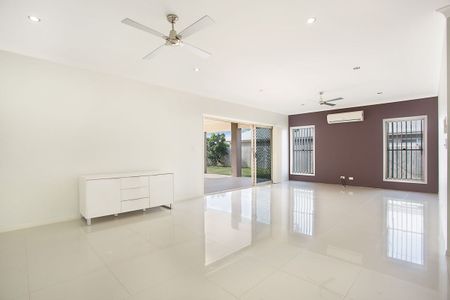 Large corner block! - Photo 4