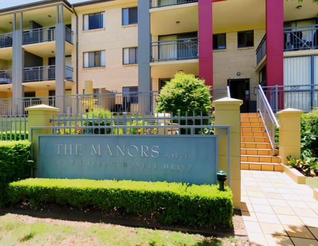 3 Bed 2 Bath - Photo 1