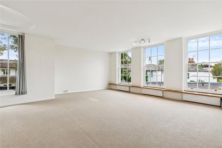 6 bedroom detached house to rent - Photo 4