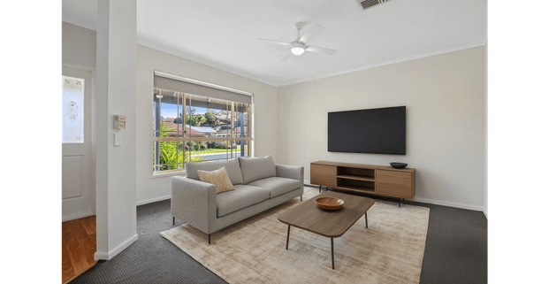 Spacious Four-Bedroom Family Home in sought-after location - Photo 1